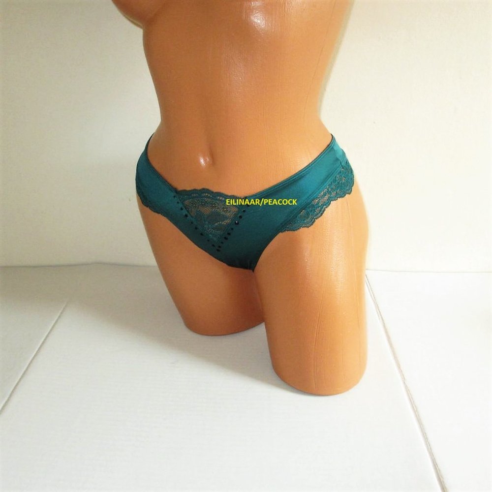 VICTORIAS SECRET Very Sexy Micro Lace Thong Panty  M Satin Crystals Smooth - Picture 10 of 10